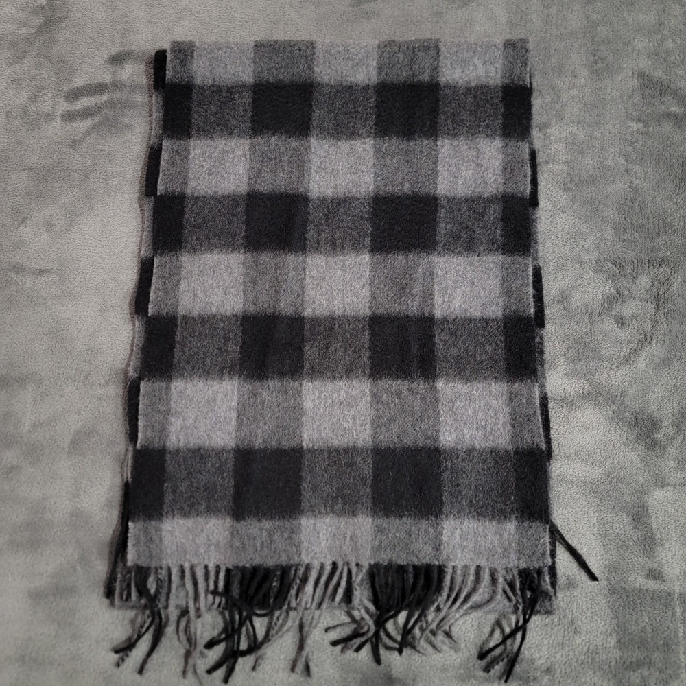 Nordstrom Cashmere Scarf Black Gray Buffalo Plaid Outdoor Winter Casual 70x12